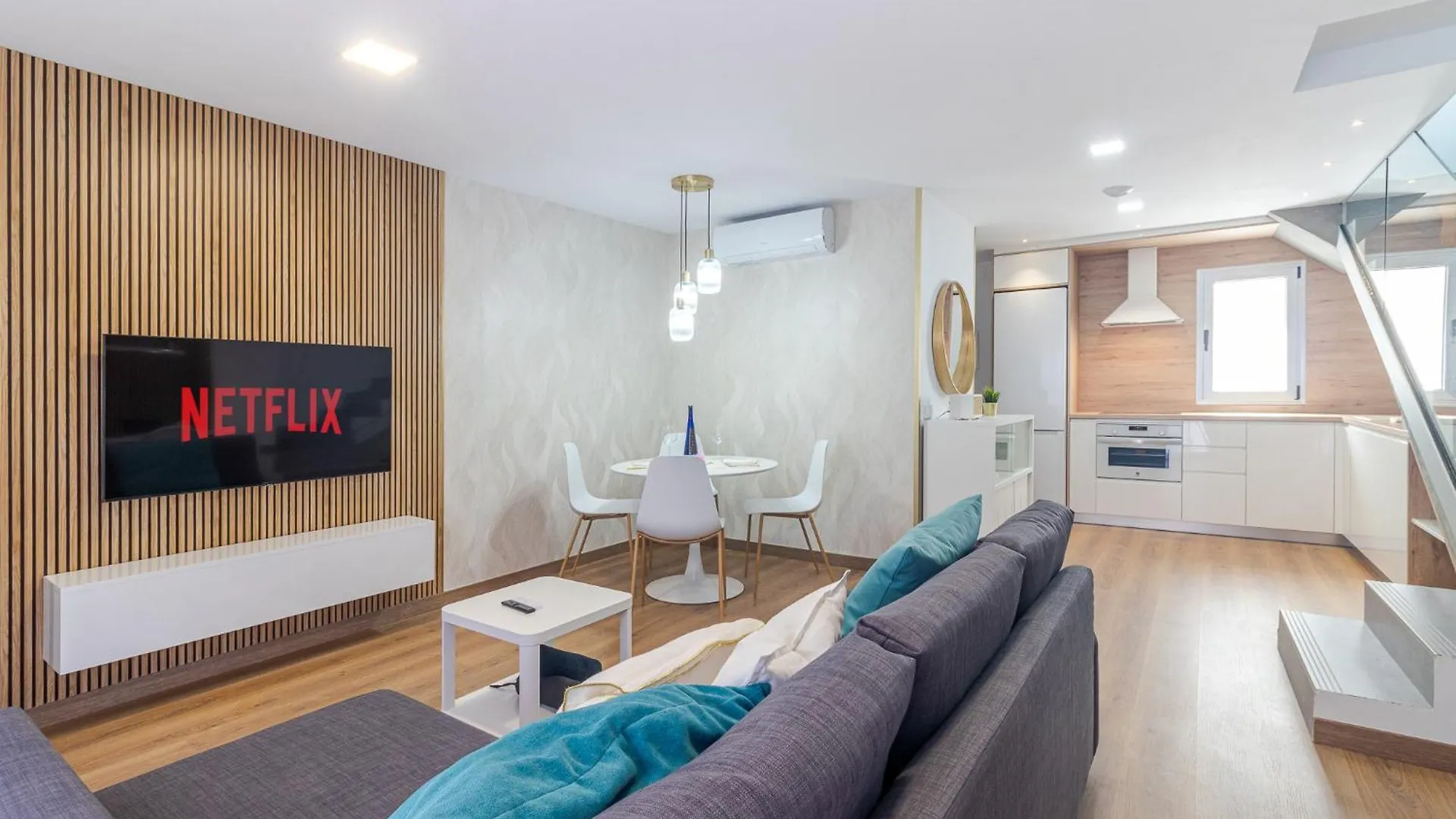 Flatguest Luxury Beach Terrace Loft - Wifi Las Palmas de Gran Canaria Lejlighed